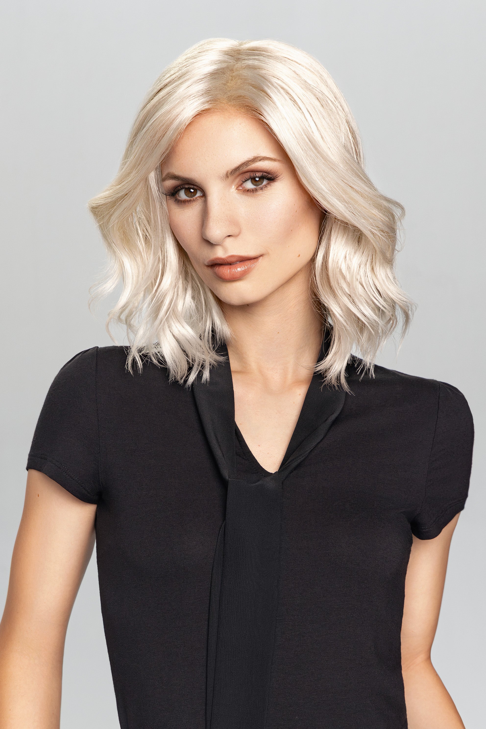 Gisela Mayer Wig: Charlotte