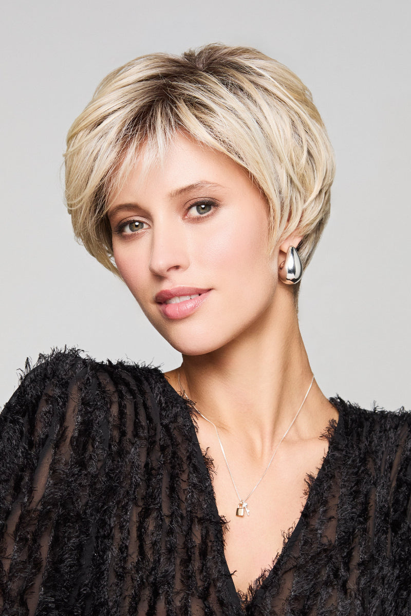 Gisela Mayer Hi Pep – Light Champagne Rooted