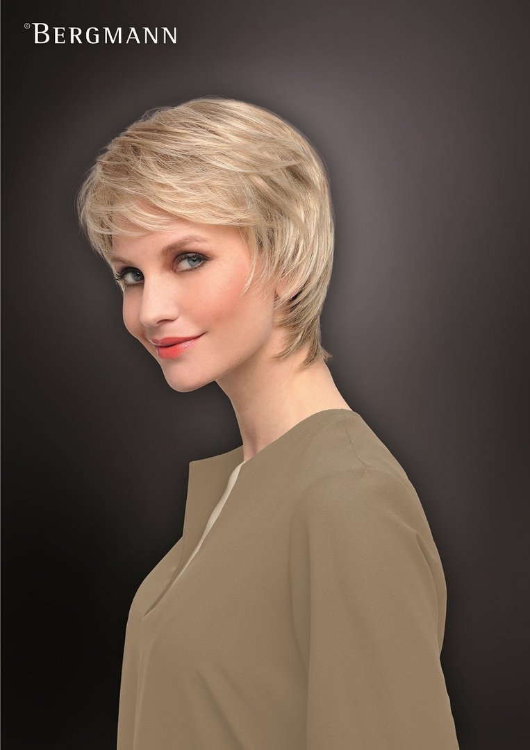 Bergmann Perücke: Sandy (Mono-Tresse mit Skinfront)-Perücke-Bergmann-La Peruca