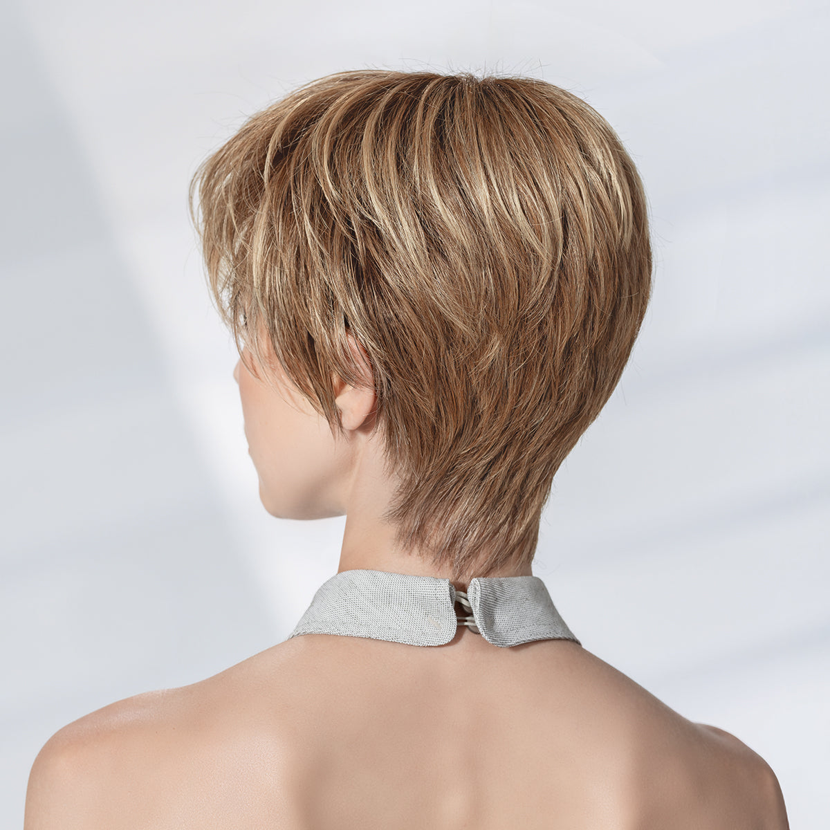 Ellen Wille Wig: Novel Deluxe