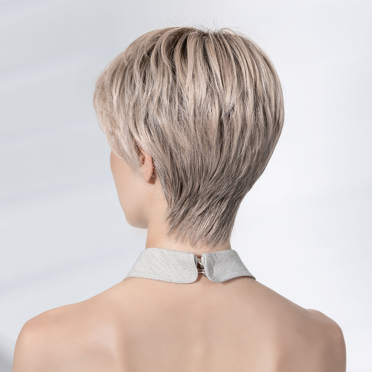 Ellen Wille Wig: Novel Deluxe