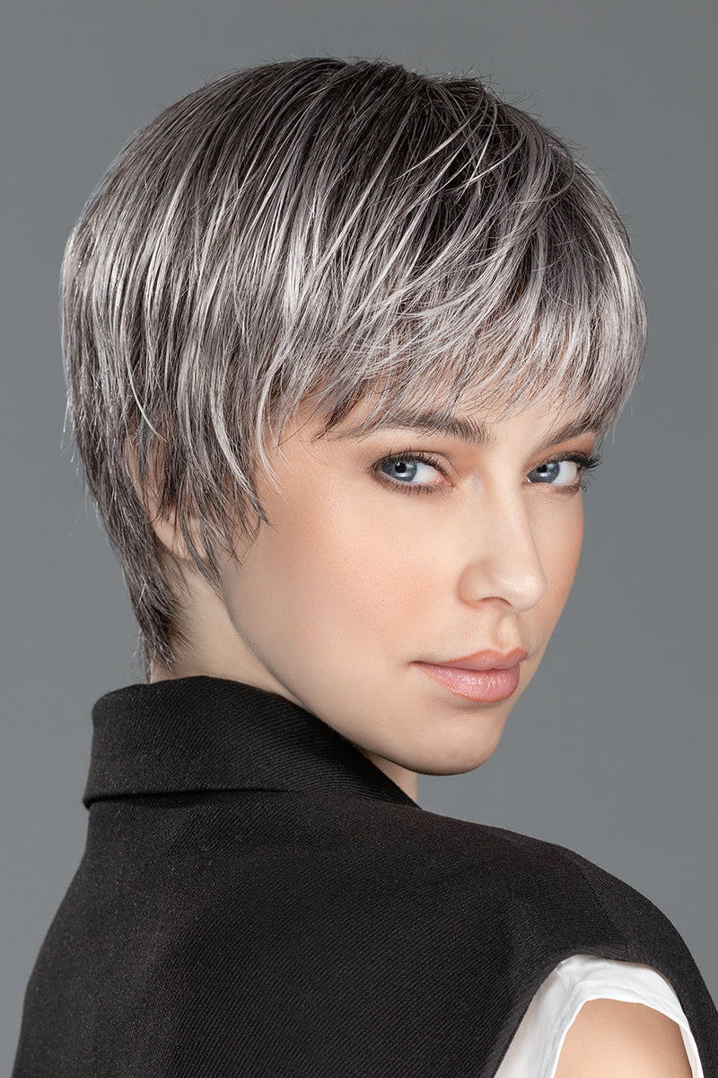 Ellen Wille Perücke: Pixie