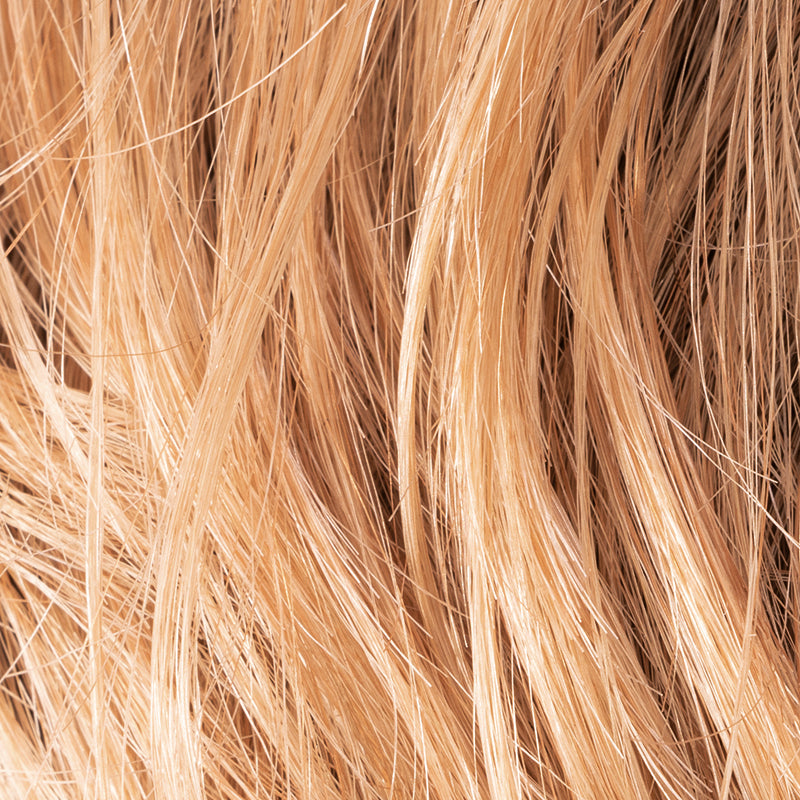 Ellen Wille Wig: Miss Comfort