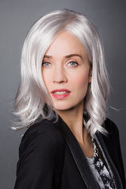 Belle Madame Perücke: Larissa SF